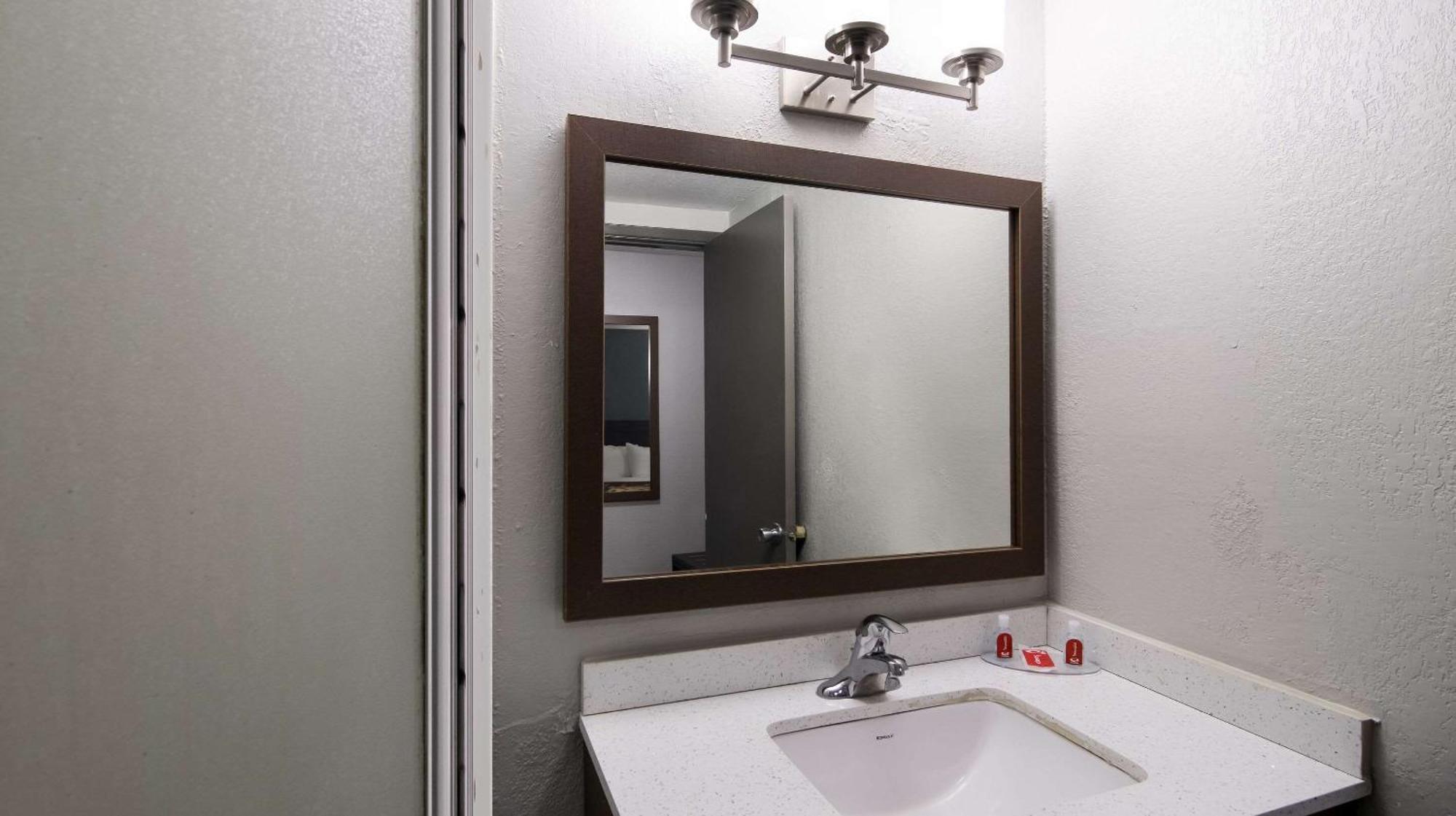 Econo Lodge Портідж Екстер'єр фото