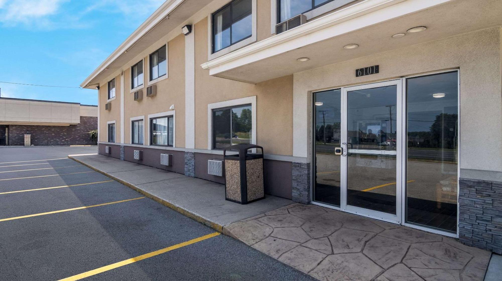 Econo Lodge Портідж Екстер'єр фото